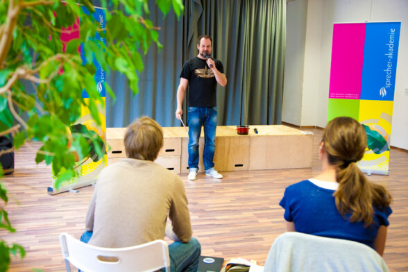 Mit Rhetorik Seminaren - besser sprechen