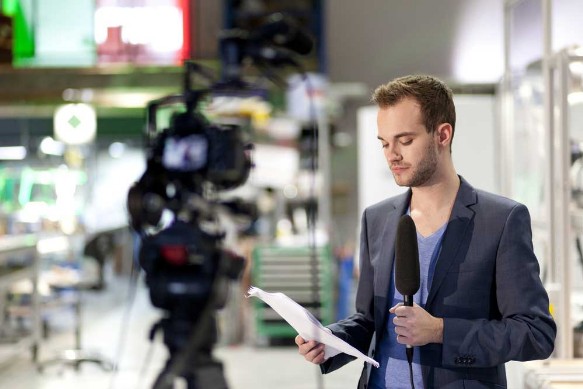 Tim Lauth besser vor Publikum sprechen lernen